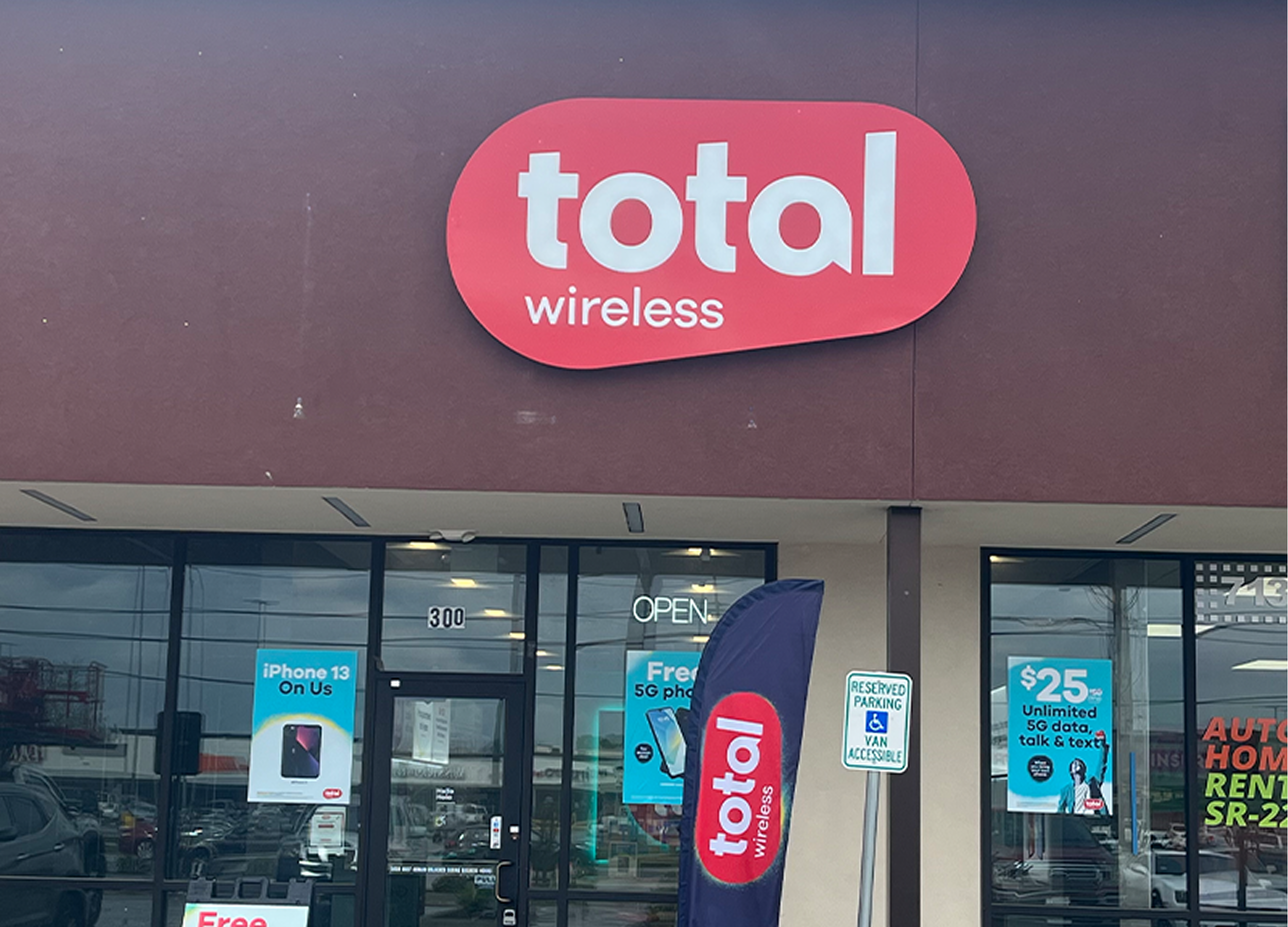 Total-Wireless_DAY